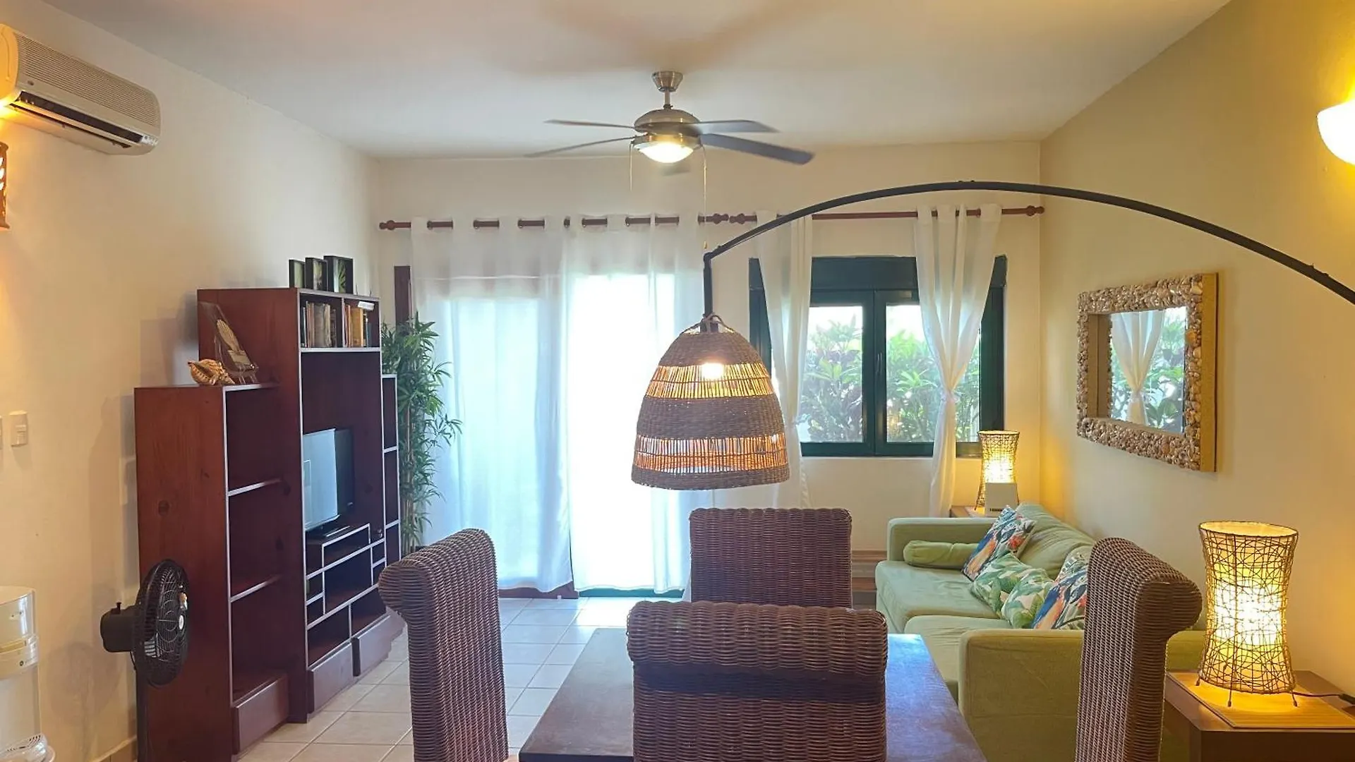 Stanza Mare Beach Front Punta Cana Aparthotel